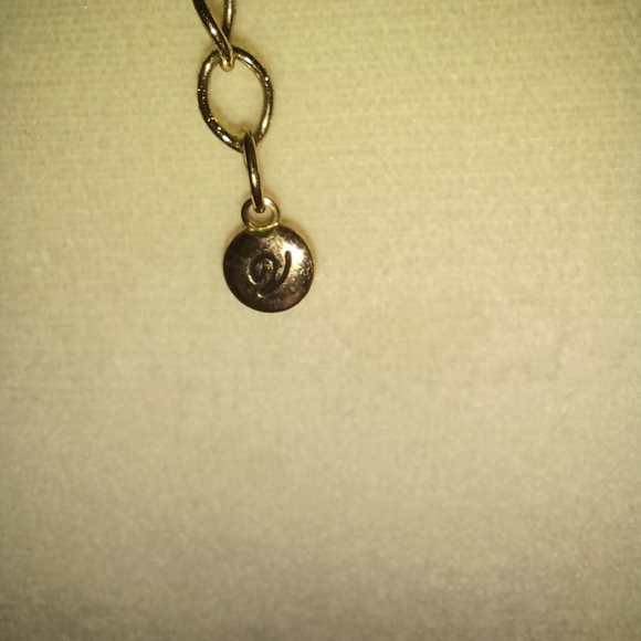 31" necklace with large oval pendant - Picture 4 of 4